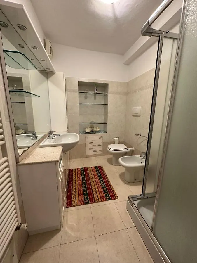 Apartment Casa Vittoria By Portofinovacanze Rapallo Italy